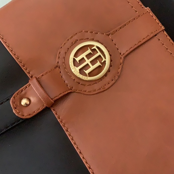 Tommy Hilfiger Boots - Picture 6 of 8